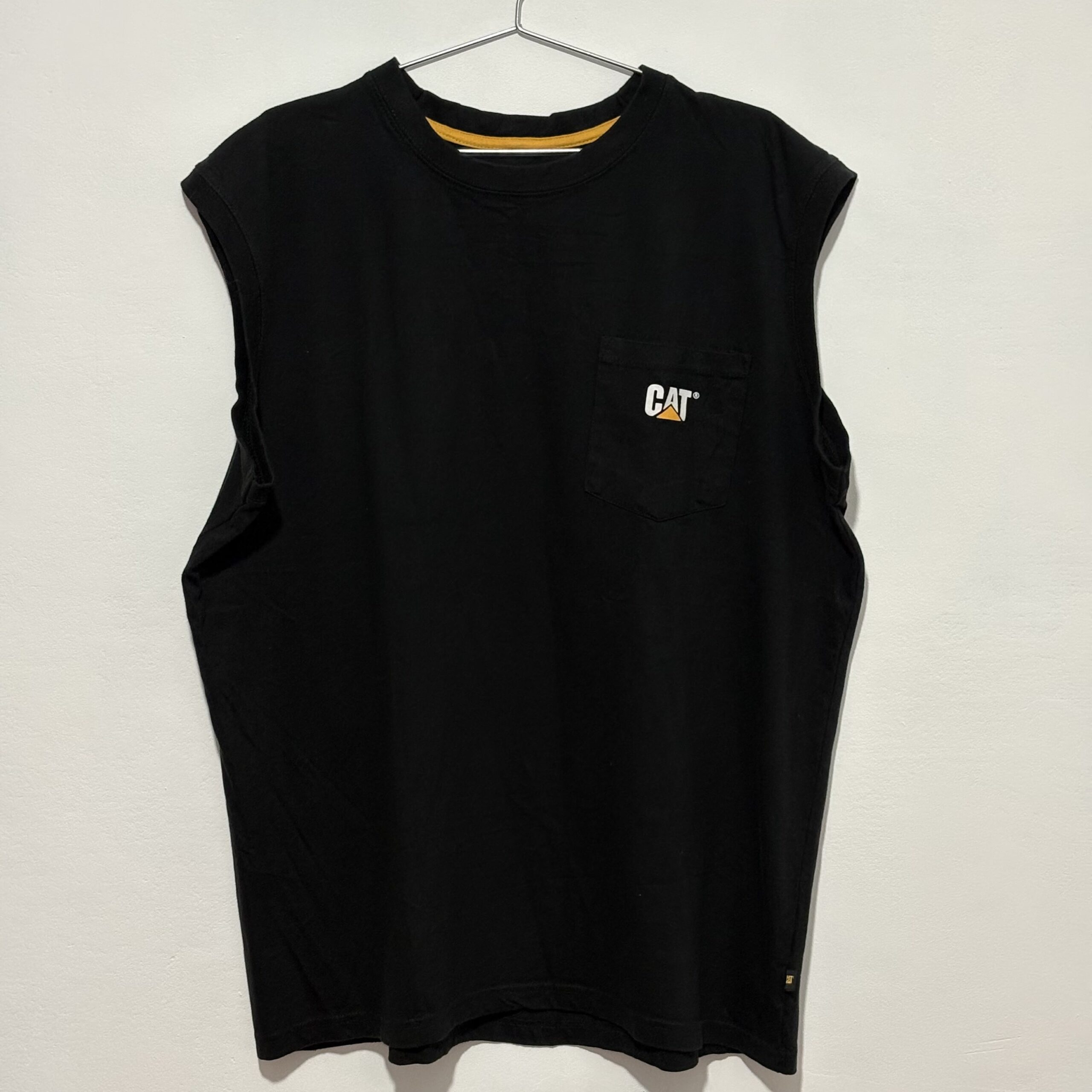 Musculosa CAT negra