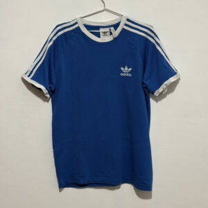 Remera Adidas Celeste