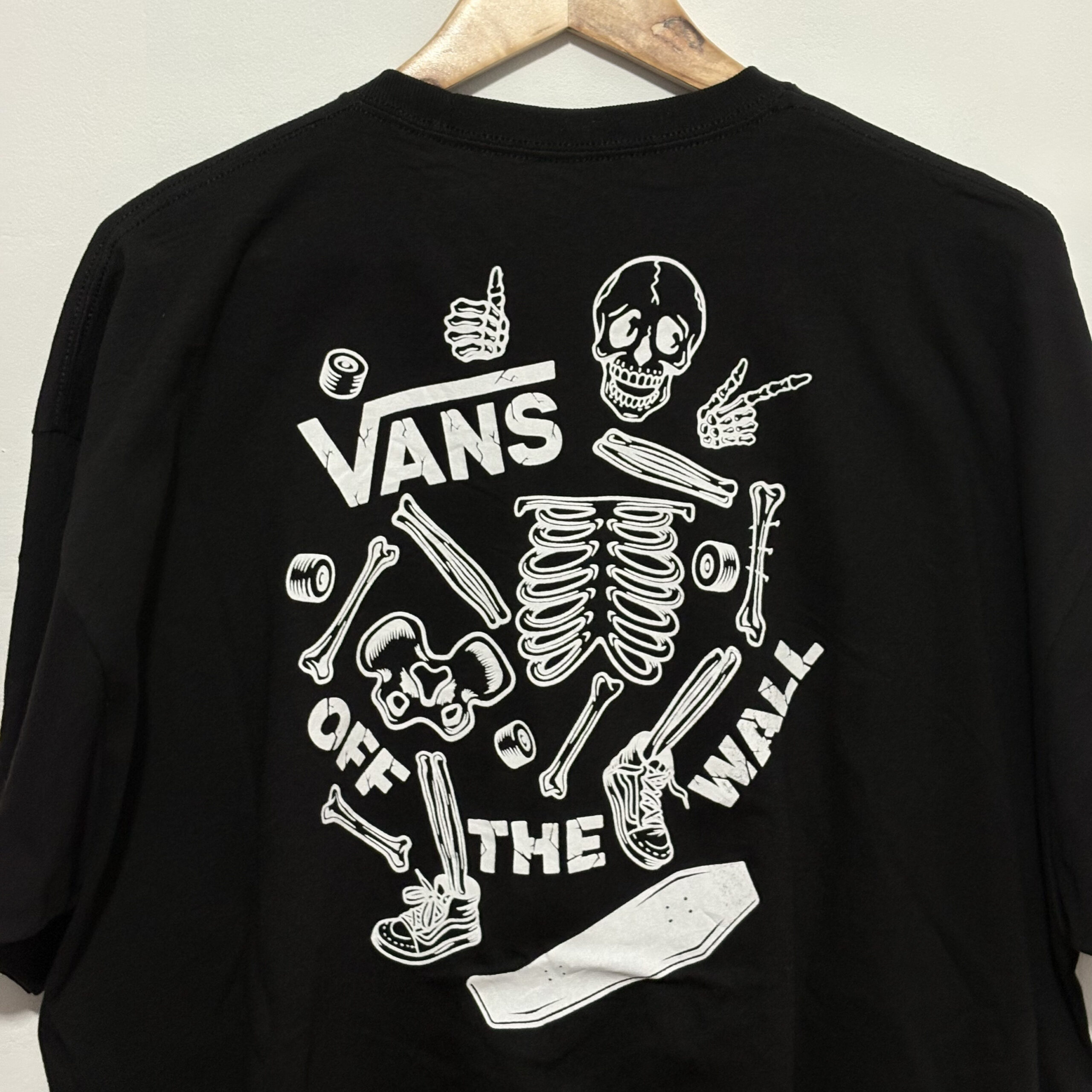 Remera Vans negra con estampa en la espalda - Imagen 3